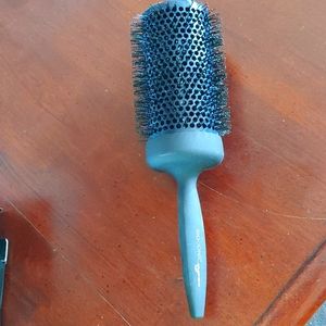 Bio Ionic MX styling brush
